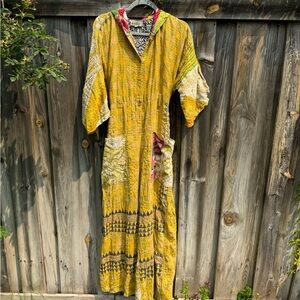 Kantha Bae Zen Jumper w hoodie